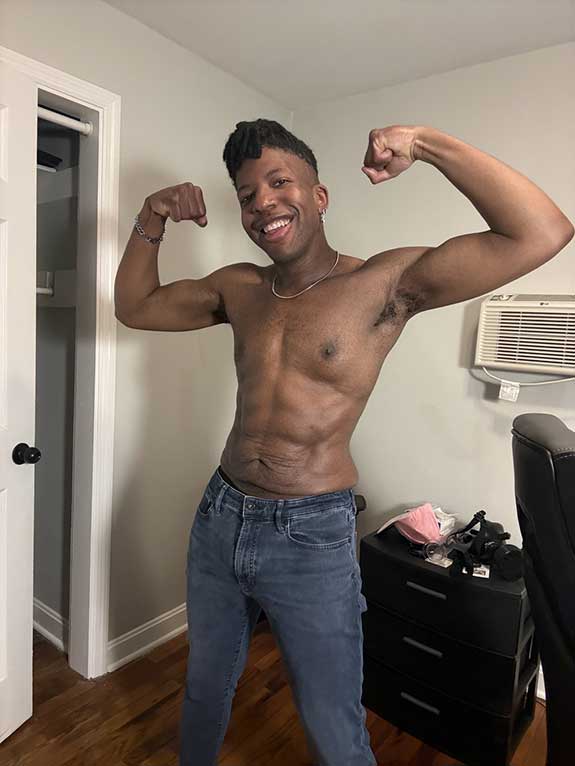 Goldenboy202, 29, a South Carolina-based gooner who loves poppers and cock worship